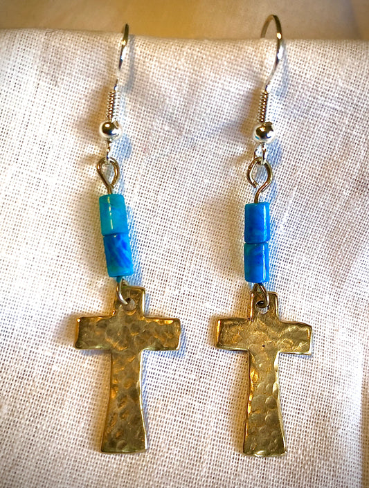 Hammered brass cross earrings